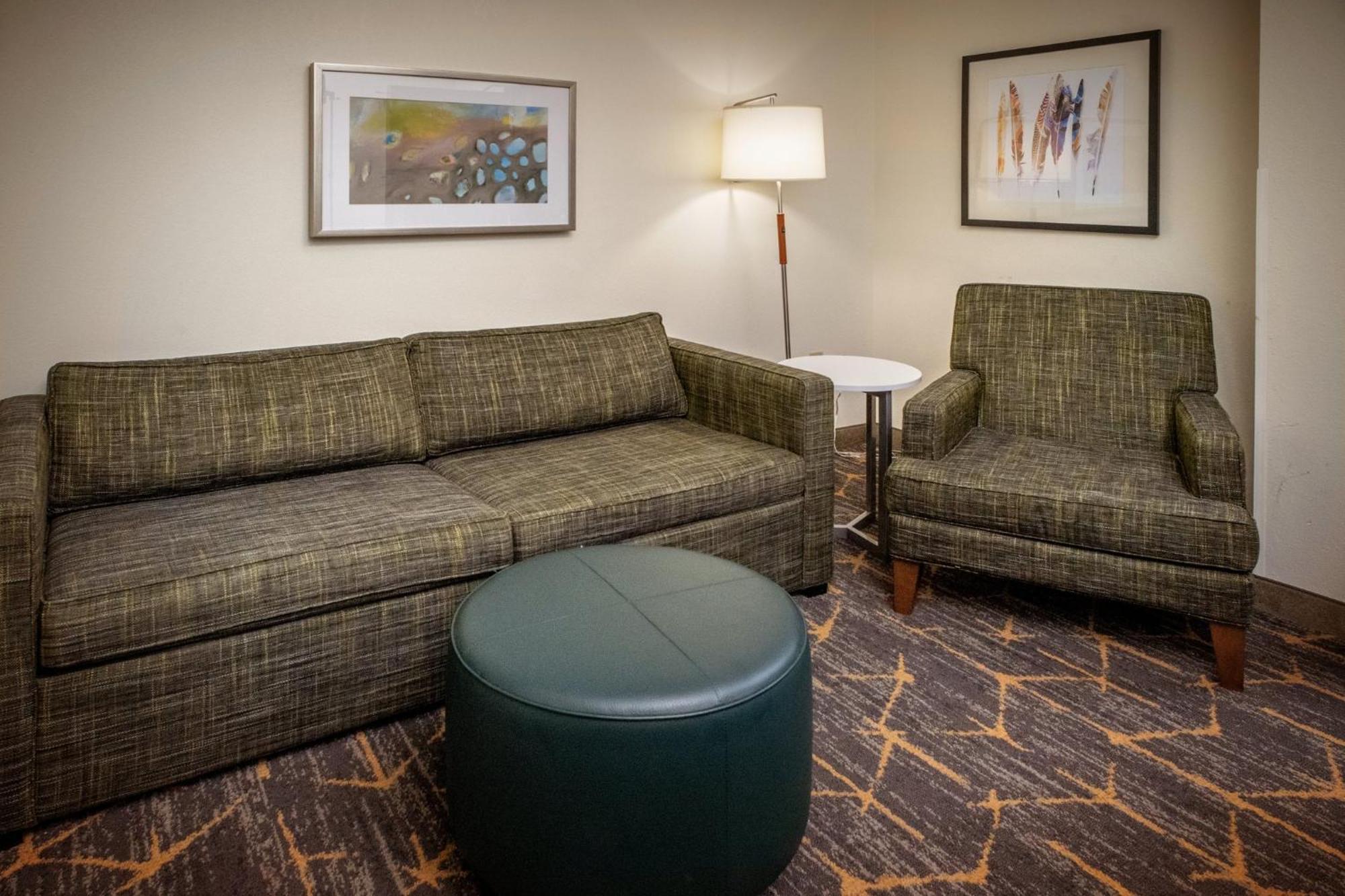 Holiday Inn Hotel & Suites Beckley, An Ihg Hotel Bagian luar foto